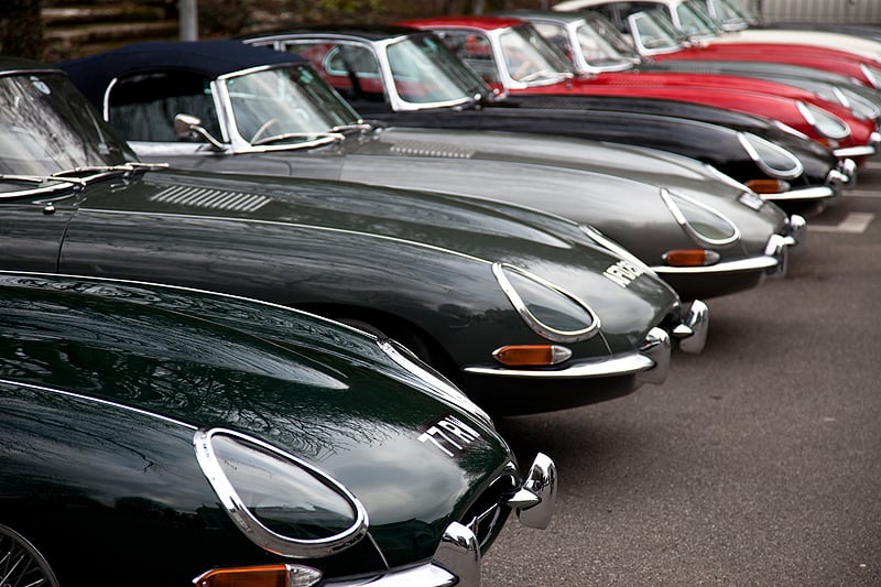 50 Jahre Jaguar E-Type: Jubiläumsfahrt in Genf