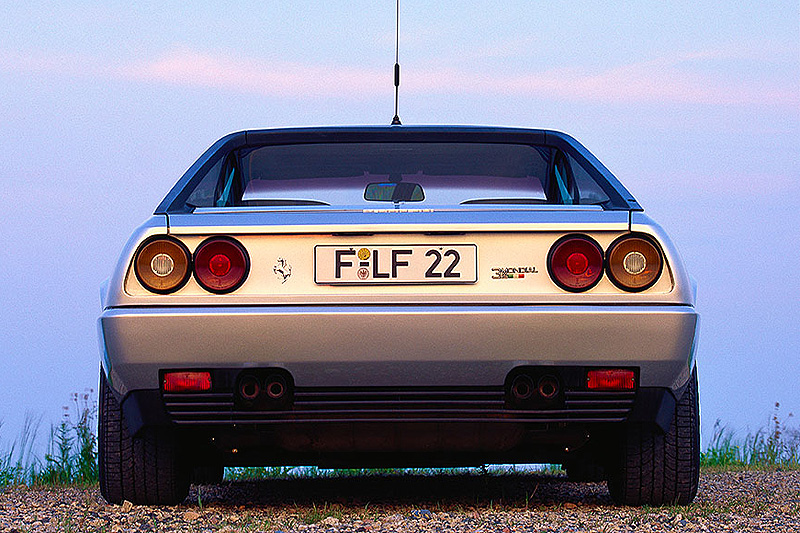 Ferrari Mondial