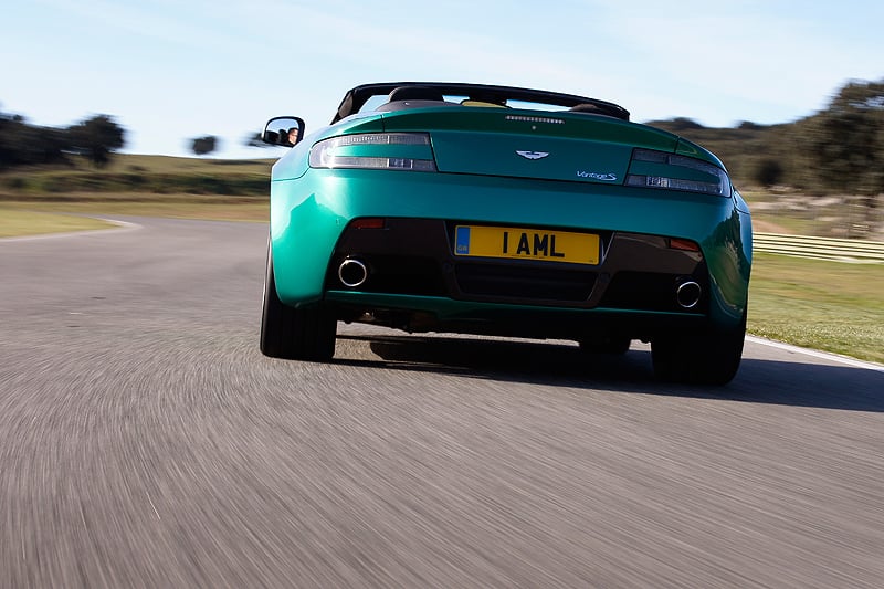 Aston Martin V8 Vantage S: Schneller Schalten