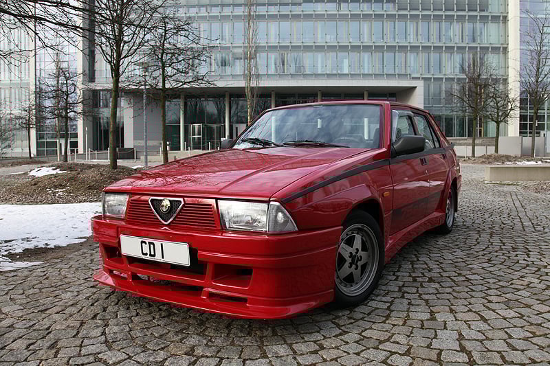 Alfa Romeo 75 Turbo Evoluzione