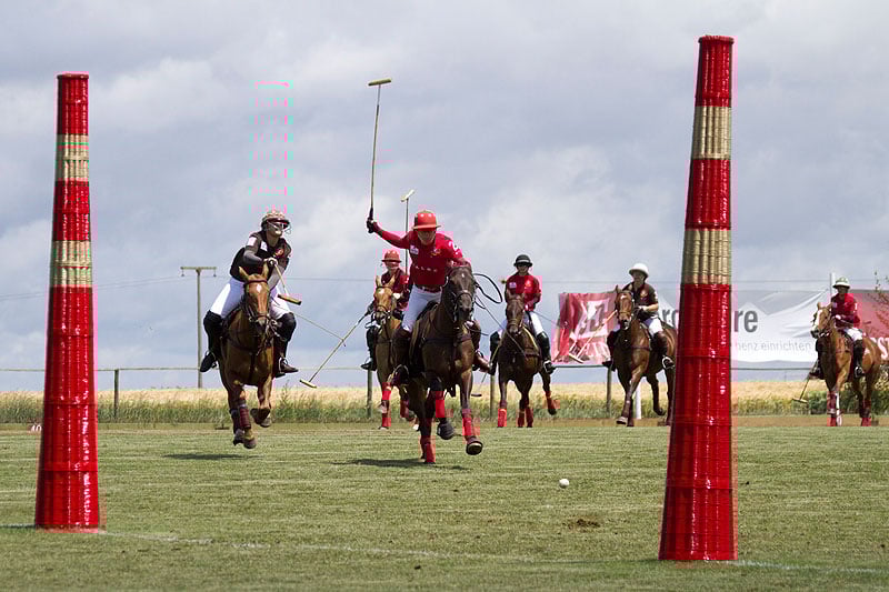 Only Girls Polo Cup Wallerstein: On the fly!