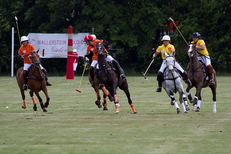 Only Girls Polo Cup Wallerstein: On the fly!