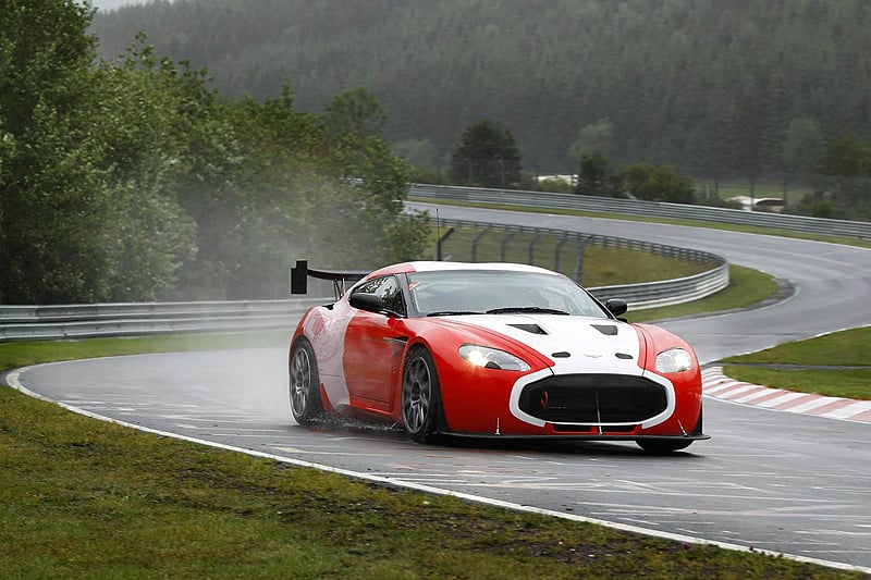 Aston Martin V12 Zagato: Doppelpack beim 24h-Rennen