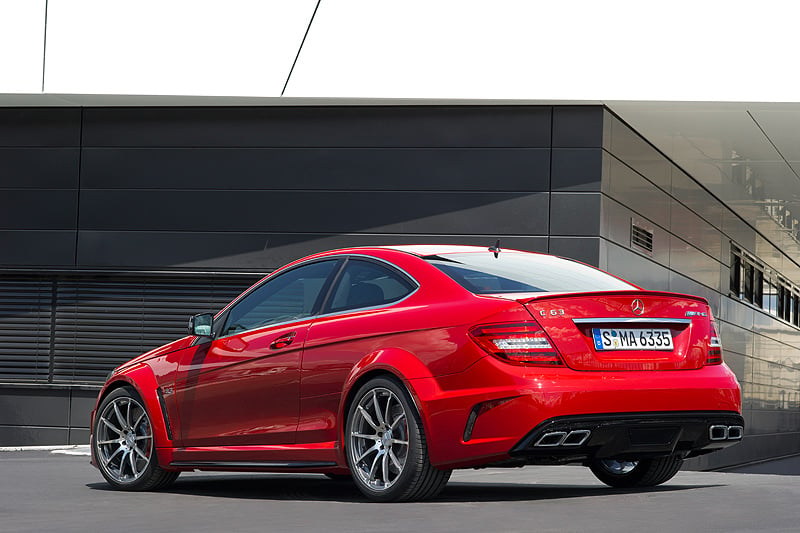 Mercedes C 63 AMG Black Series: Schwarze Seele, roter Zwirn