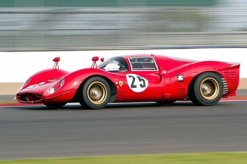 Jaguar E-Type Rekordtreffen bei der Silverstone Classic 2011