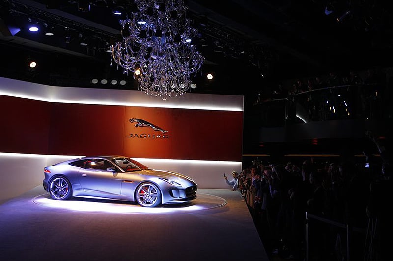 Jaguar C-X16: Preview im Palais Thurn & Taxis in Frankfurt