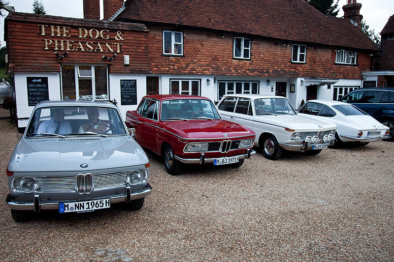 Ein Bayer in England: BMWs Neue Klasse beim Goodwood Revival 