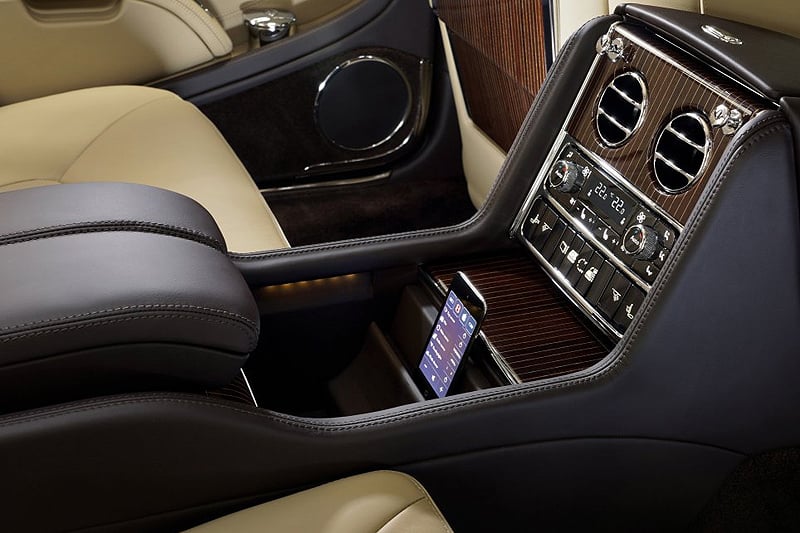 Bentley Mulsanne Executive Interior Concept: Rolling Boardroom