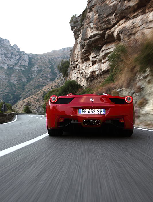Ferrari 458 Spider: Harte Schale, echter Kerl