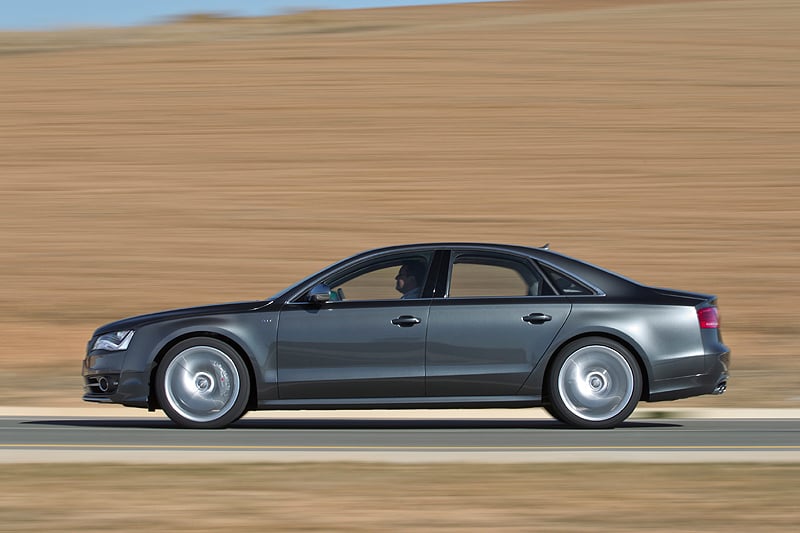 Audi S8: Die Macht der Acht