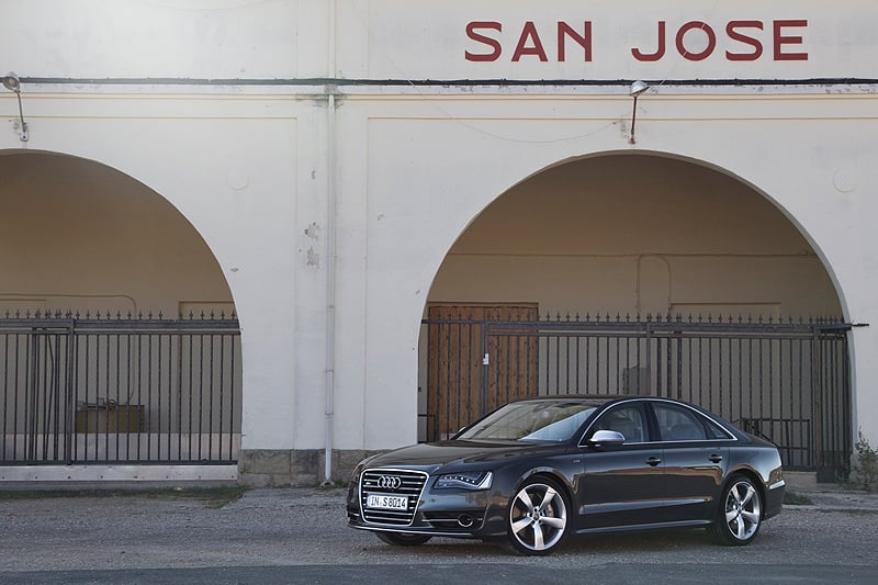 Audi S8: Die Macht der Acht