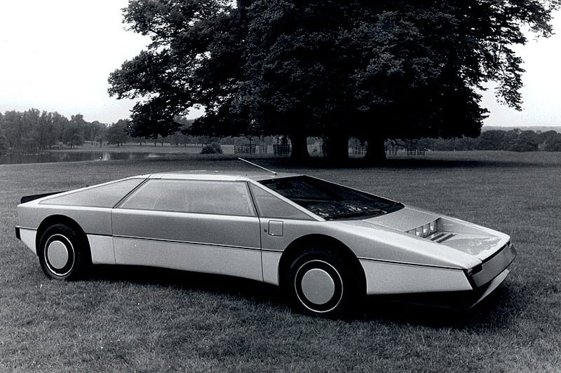 Classic Concepts: 1980 Aston Martin Bulldog