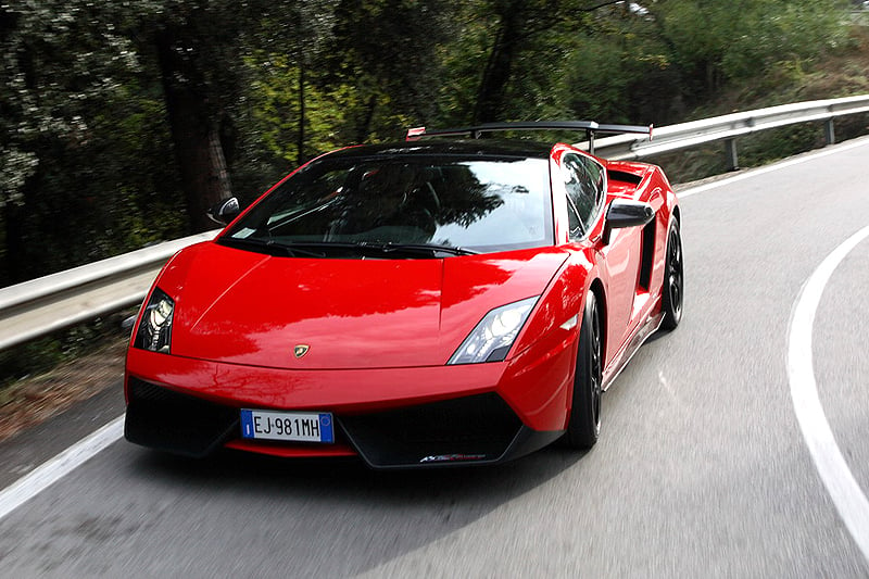 Lamborghini Gallardo Super Trofeo Stradale: Ausgewildert!