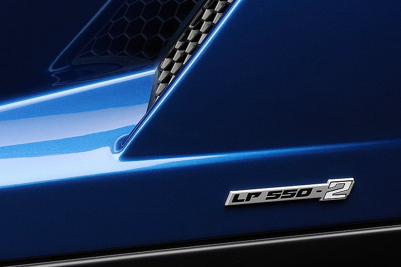 Lamborghini LP 550-2 Spyder unveiled in L.A.