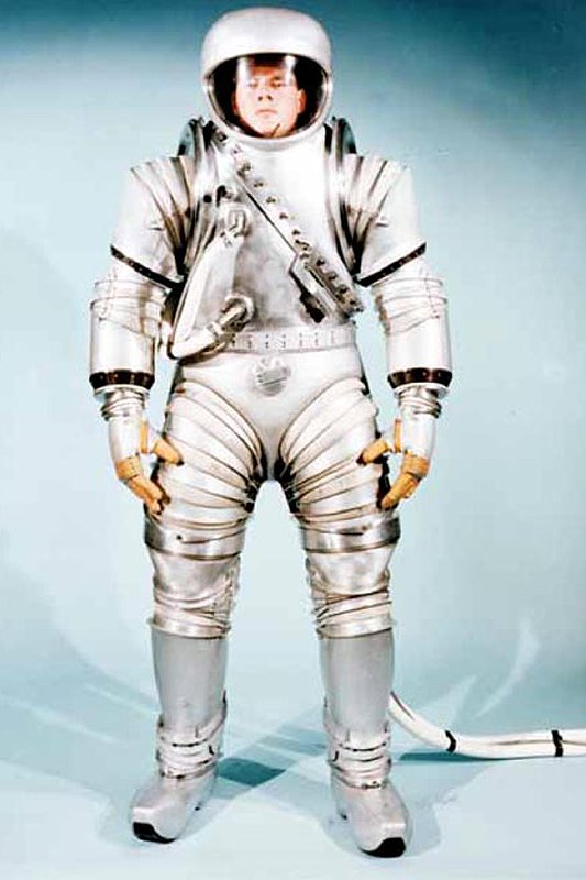 Book Review: ‘Spacesuit - Fashioning Apollo’