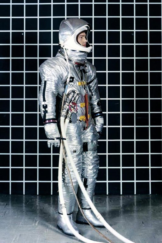 Book Review: ‘Spacesuit - Fashioning Apollo’