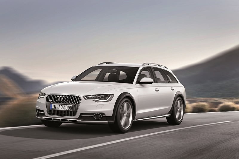 Audi A6 Allroad Quattro: Business Class hiking boots 