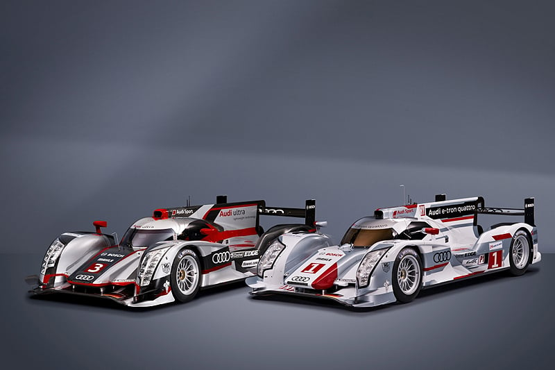 Audi R18 e-tron quattro diesel-hybrid Le Mans car