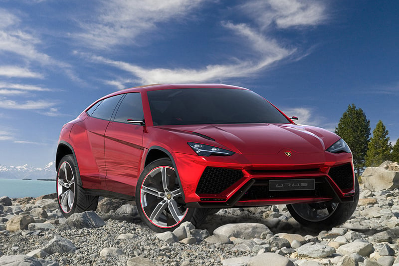 Lamborghini Urus: The bull goes off-road