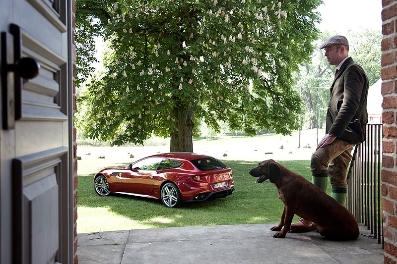 Ferrari FF: Shooting in style