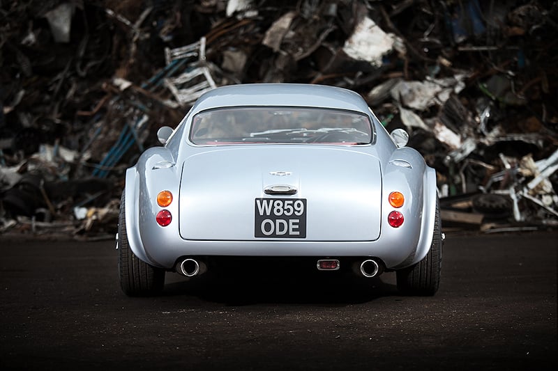 Aston Martin DB4 GT Zagato by Eventa: Look-a-like