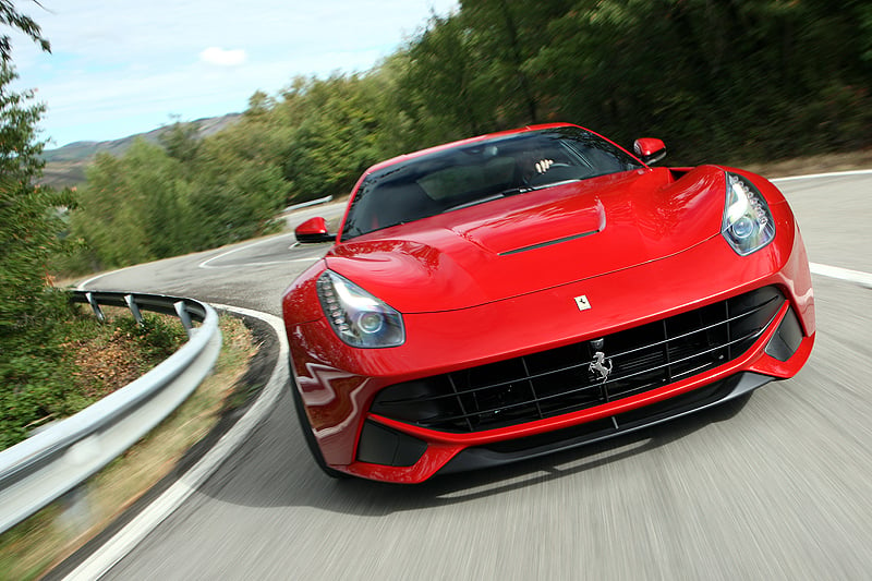 Ferrari F12berlinetta: Auf die Zwölf