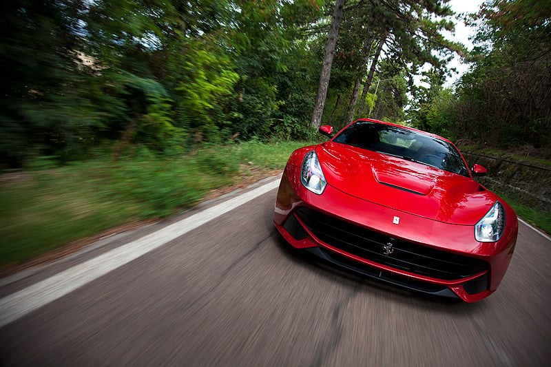 Ferrari F12berlinetta: Auf die Zwölf