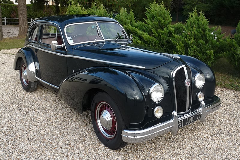 Osenat Fontainebleau: French Classics von Citroën bis Hotchkiss