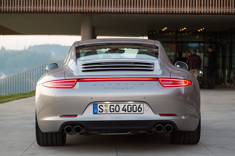 Porsche 911 Carrera 4 and 4S: Autumn heroes