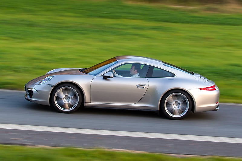 Porsche 911 Carrera 4 and 4S: Autumn heroes