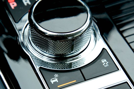 Jaguar XJ AWD: Auf allen vier Pfoten