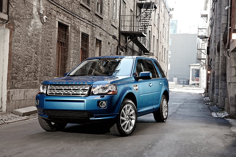 Land Rover Freelander: Wild in Canada