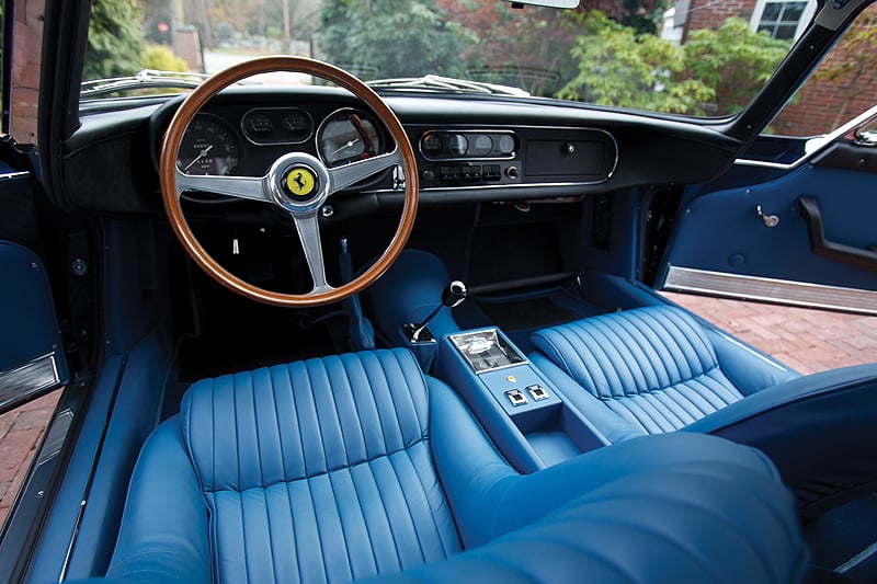 Ferrari 275 GTB/4: Straight off the track