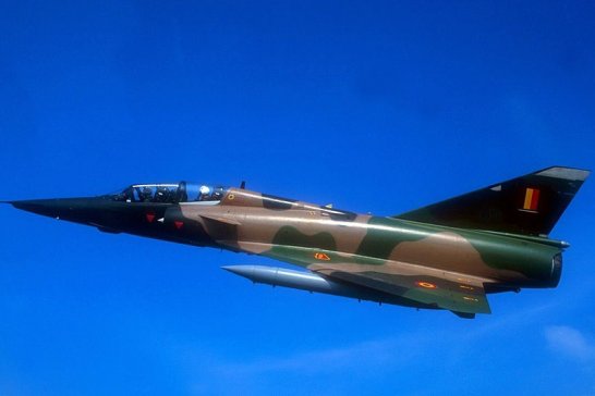 Fliegerhorst „Vorgarten“: Mirage Kampfjet zu verkaufen