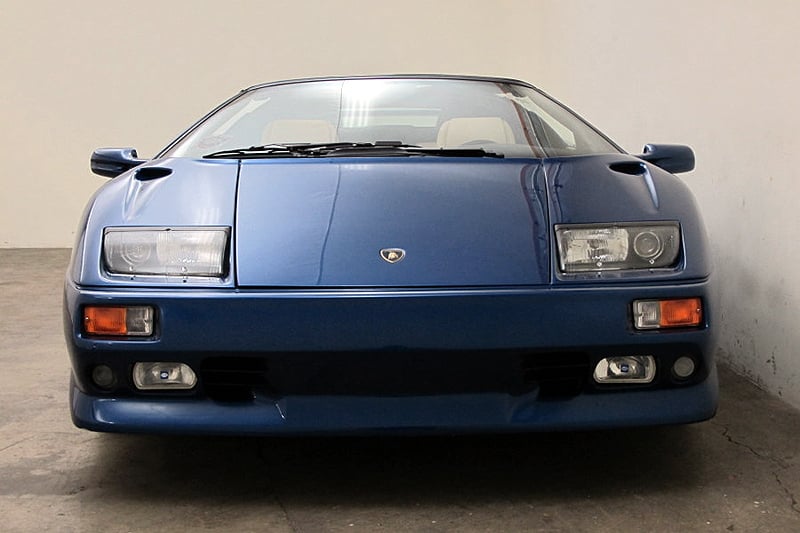 Lamborghini Diablo VT Roadster: The Devil goes Strada