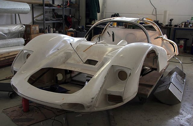 Aus der Mitte heraus: Restaurierung des Porsche 906 Daytona-Prototyps