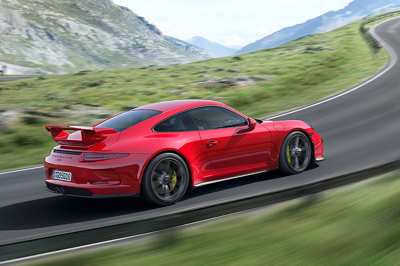 The New Porsche 911 GT3: Red alert!