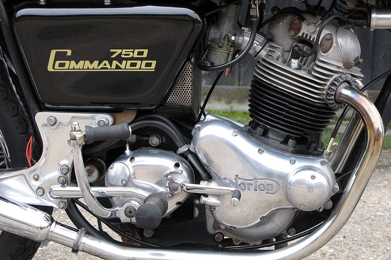 Norton Commando 750 Fastback: Geheime Kommandosache