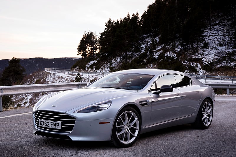 Aston Martin Rapide S: Großes Angrillen