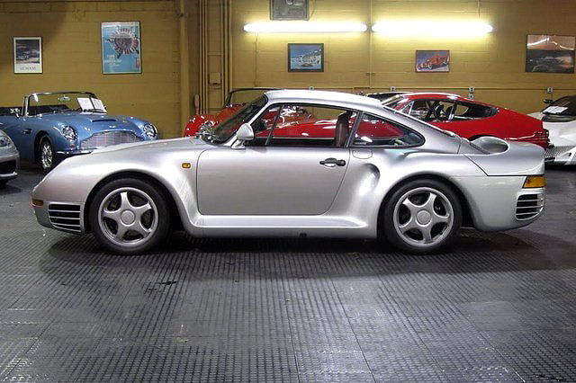Super Troupers: Top 5 Supercars of the 80s