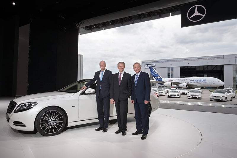 World Premiere: The smartest Mercedes S-Class of all time