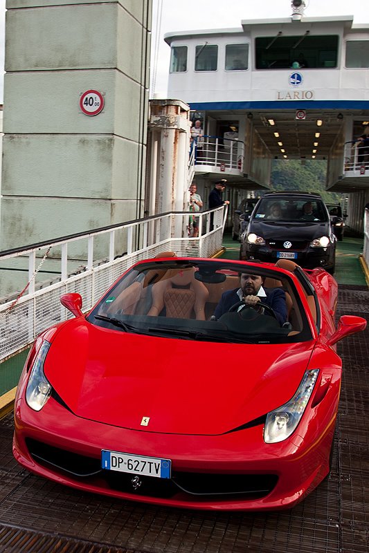 La Vita è Bella: Im Ferrari 458 Spider nach Bellagio