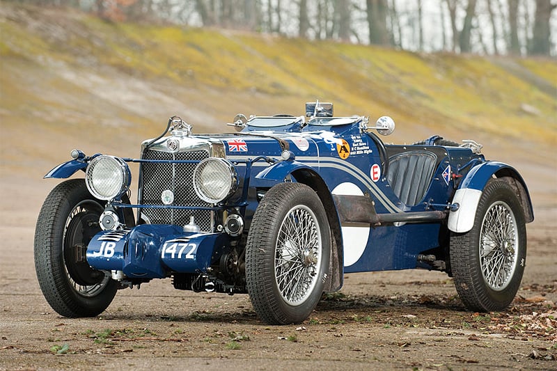 Ersteigern Sie in der Villa Erba Ihr Ticket für Goodwood oder Pebble Beach