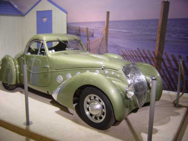 2004 Rétromobile – picture gallery