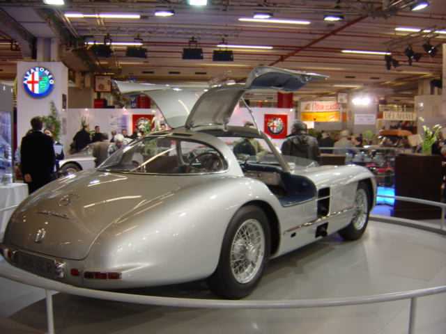 2004 Rétromobile – picture gallery