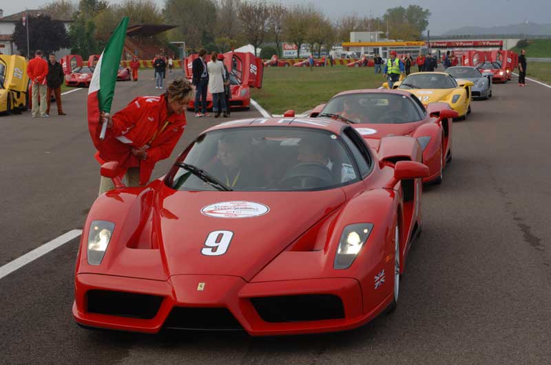 The Ferrari Enzo Tour 2005