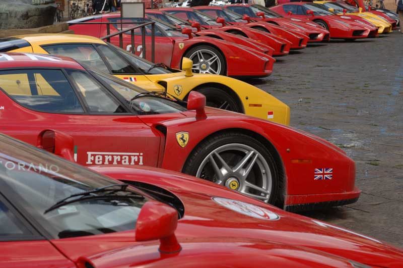 The Ferrari Enzo Tour 2005
