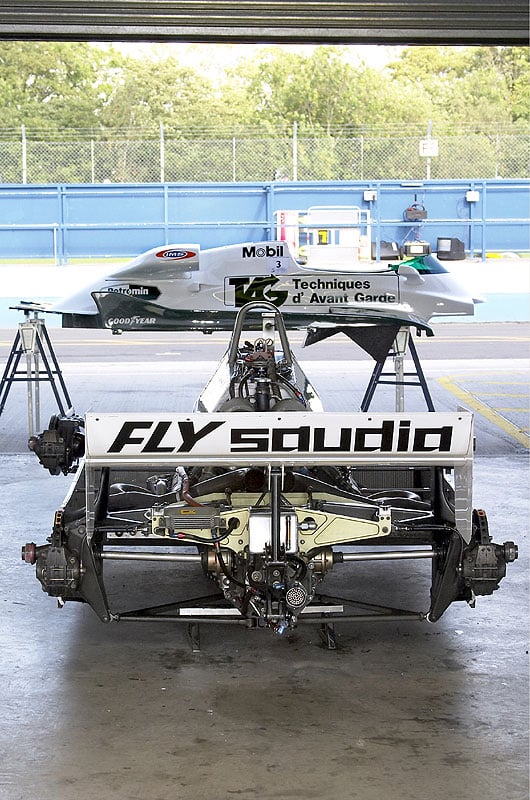 SeeRed and GP100 at Donington Park 2006