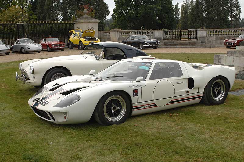 Fine classic cars at Tyringham Hall - September 2007