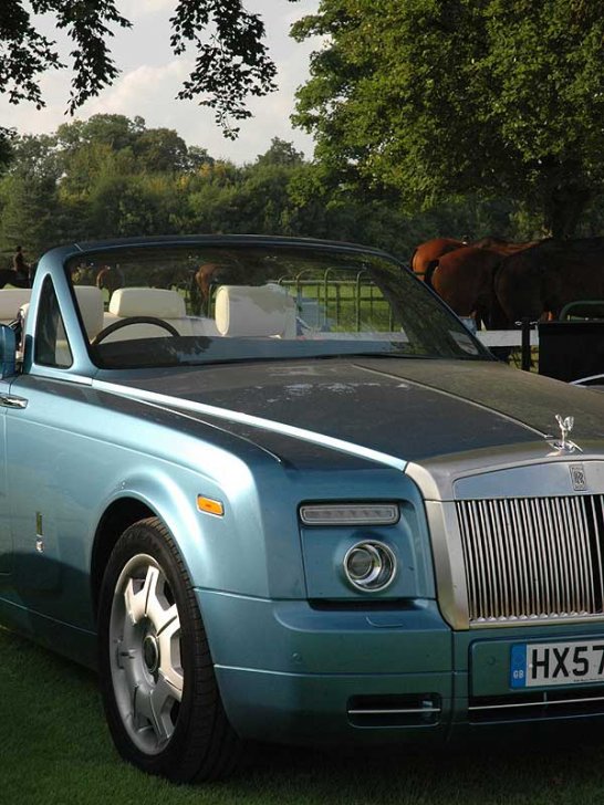 Rolls-Royce Phantom Drophead: A Very British Coupé